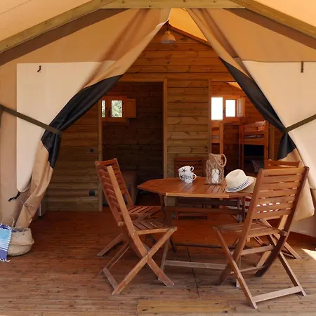 Camping Gavina 2*