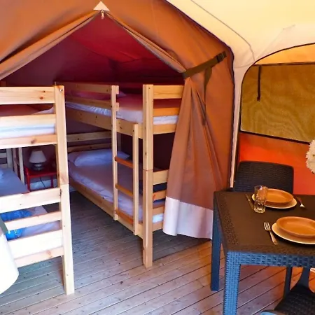 Gavina Camping 2*